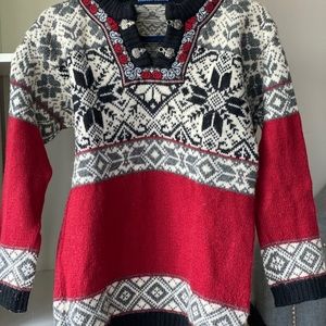 Classic Vintage Holiday Sweater! Details!